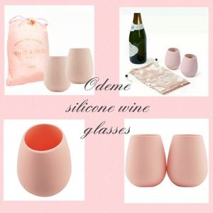 Odeme What A Pair Silicone Wine Glasses (Set of 2)